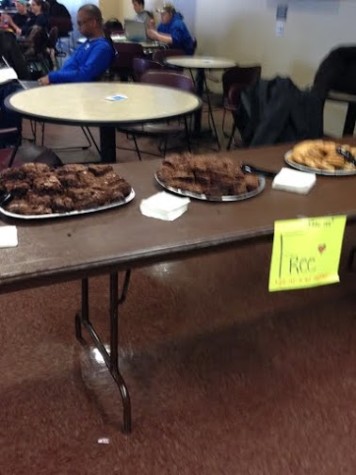 Free brownies and cookies are available for students, faculty and staff during the SGA homecoming event on Wednesday, Feb. 11