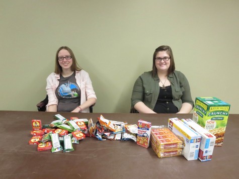 Sociology Club collects snacks for the homeless