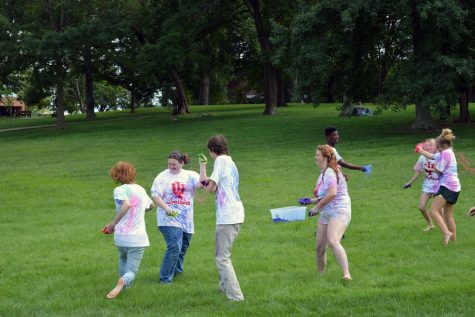 Paint Wars makes a splash during Week of Welcome