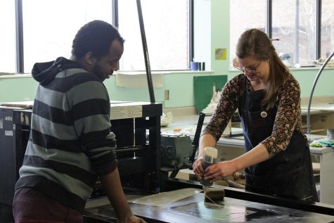 IU Southeast Printmaking Program Encourages Artistic Expression