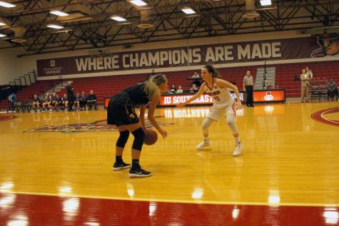 Grenadiers fend off late Celtics run