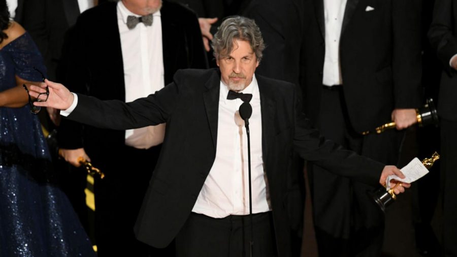 Peter+Farrelly+accepts+the+Best+Picture+award+for+%22Green+Book%22+onstage+during+the+91st+Annual+Academy+Awards.+Used+with+permission.