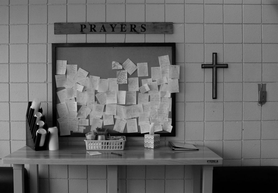 %0A8th+Street+Pizza+exists+to+build+relationships+with+the+community+and+the+pizza+is+just+secondary+to+that.+This+wall+of+prayers+is+part+of+the+restaurant+that+shows+the+priority+of+helping+people.+Photo+by+Callie+Manias.