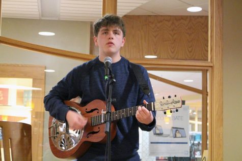 Open mic in the coffee shop