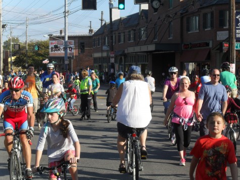CycLOUvia gives riders, pedestrians the right-of-way