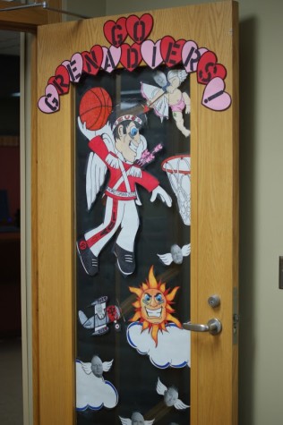 Luv the doors: IU Southeast decorates doors for homecoming contest