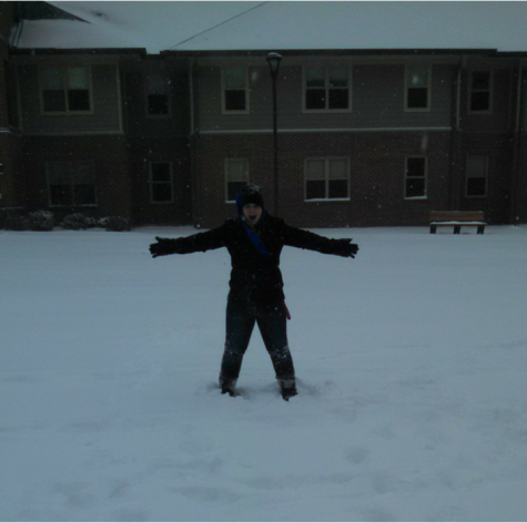 Student outside of a lodge at IU Southeast. Photo by liveloud.livebold on Instagram 