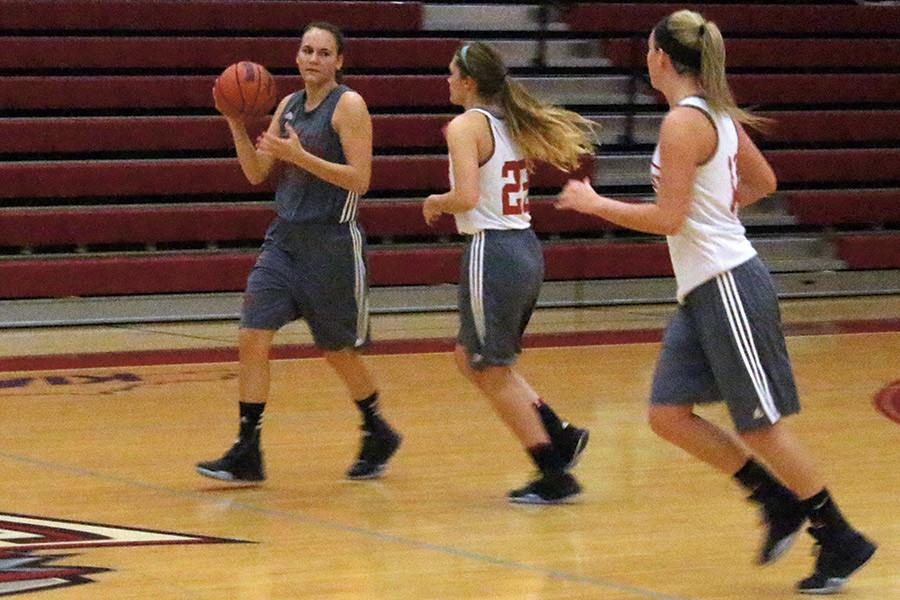 Three+IUS+women%E2%80%99s+basketball+players+do+a+fast+break+drill+during+practice+.+The+Grenadiers+were+19-12+last+season+under+coach+Robin+Farris.+++%0A