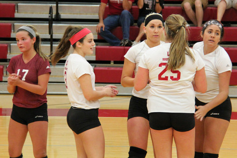 Grenadiers beat Carlow University in straight sets, continue winning streak