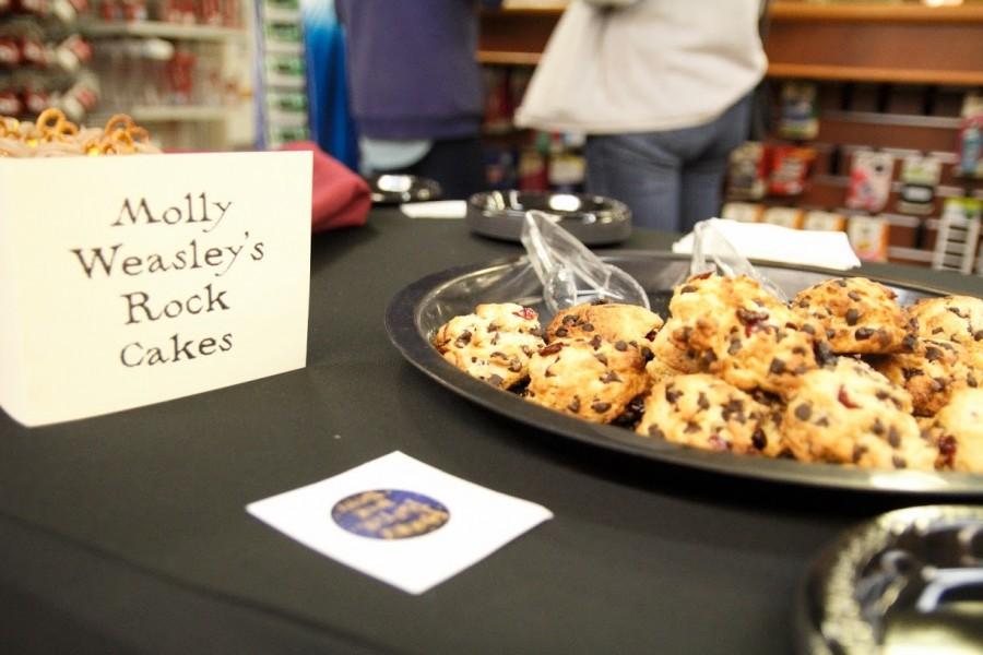 Molly+Weasley%E2%80%99s+Rock+Cakes+were+available+for+attendees+to+snack+on.