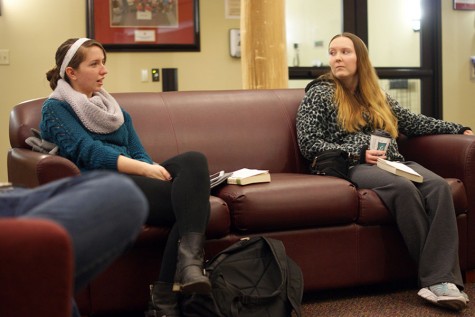 Lit @ the Lodges book club meets on campus