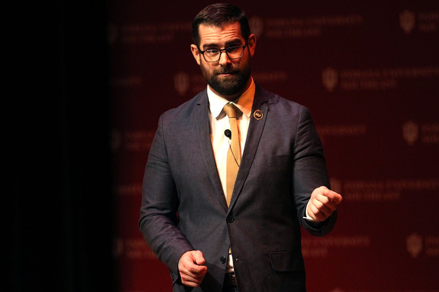 Brian+Sims+was+the+keynote+speaker+in+the+Common+Experience+event+%E2%80%9CDecision+Making+and+Diversity%3A+Getting+Things+Done+and+Bringing+People+With+You.%22