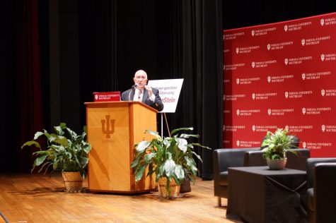 Inaugural First Savings Bank Speaker Series brings Ben Stein to IU Southeast