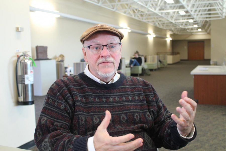 IUS+Professor+Frank+Farmer+reminisces+about+the+inspiration+and+creation+of+his+books+and+discusses+his+love+of+writing.++
